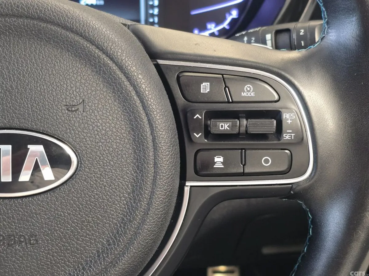 Kia Niro SUV, Petrol Plug-in Hybrid, 2020, Blue
