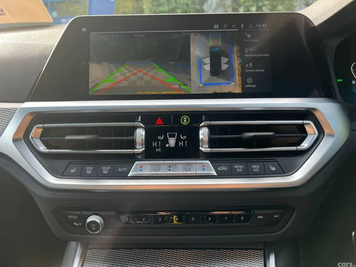 BMW 3-Series Saloon, Petrol Plug-in Hybrid, 2022, Black