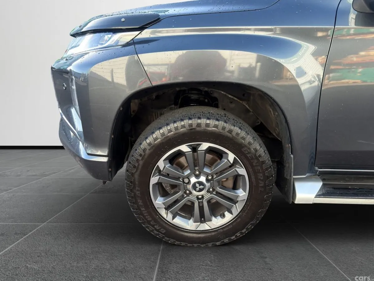 Mitsubishi L200 Pick Up, Diesel, 2021, Grey
