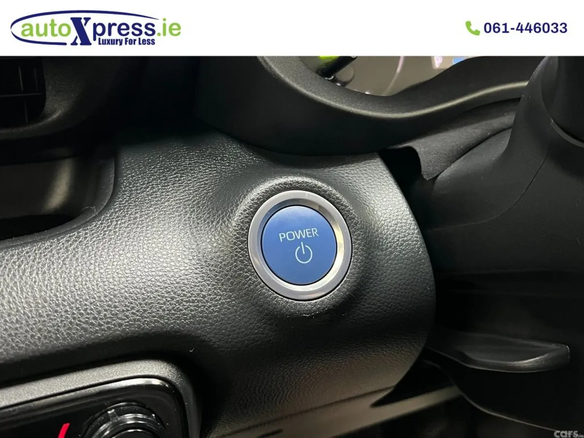 Toyota Yaris Hatchback, Petrol Hybrid, 2022, Blue