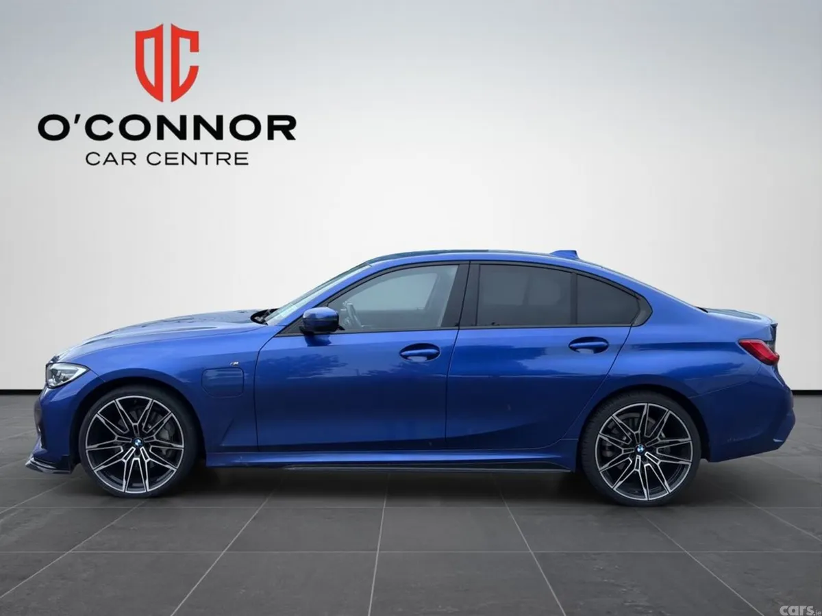 BMW 3-Series Saloon, Petrol Plug-in Hybrid, 2021, Blue