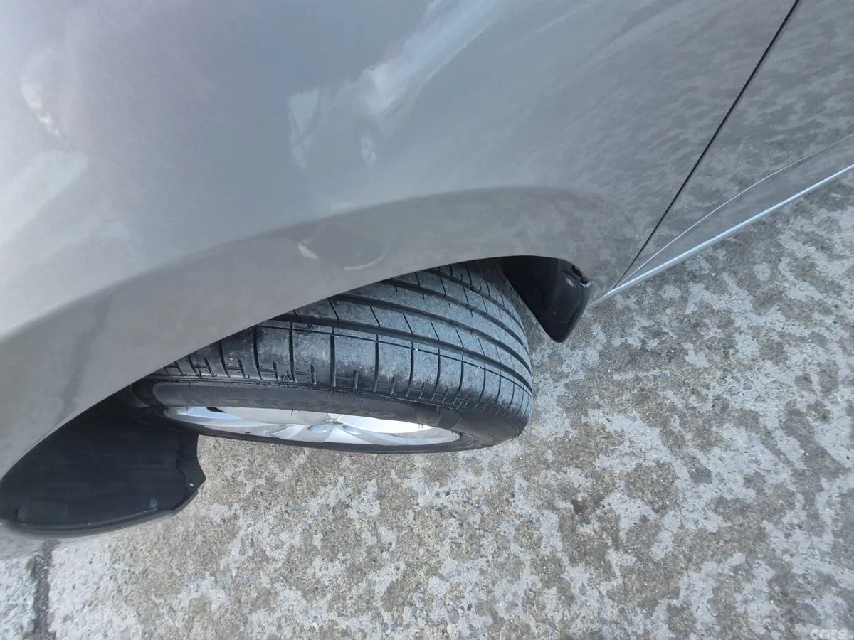 Skoda Fabia Hatchback, Petrol, 2018, Grey