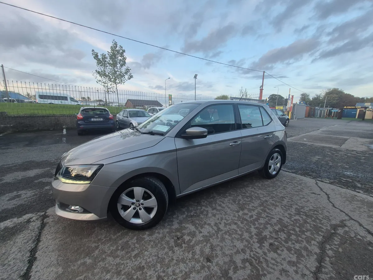 Skoda Fabia Hatchback, Petrol, 2018, Grey