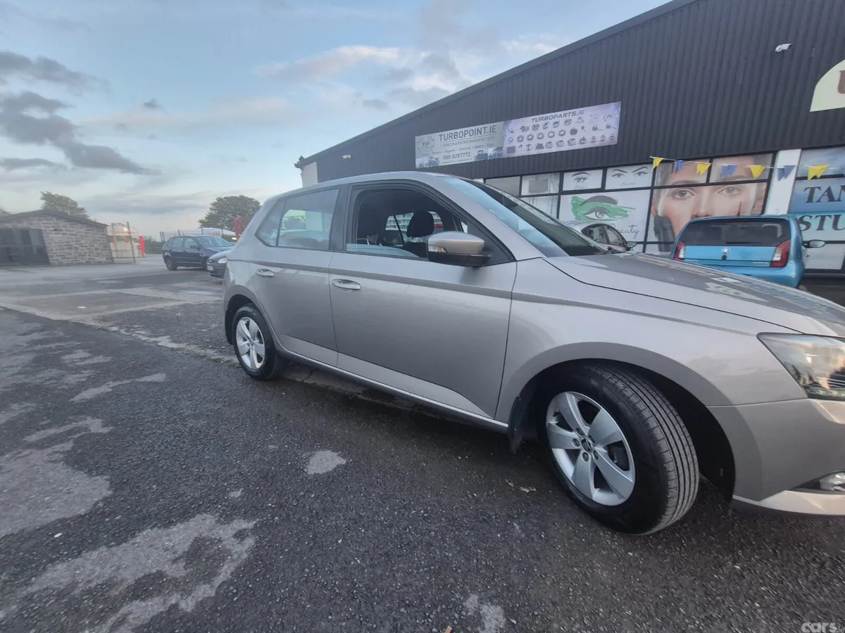 Skoda Fabia Hatchback, Petrol, 2018, Grey