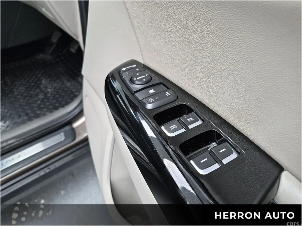 Kia Sportage SUV, Diesel, 2018, Brown