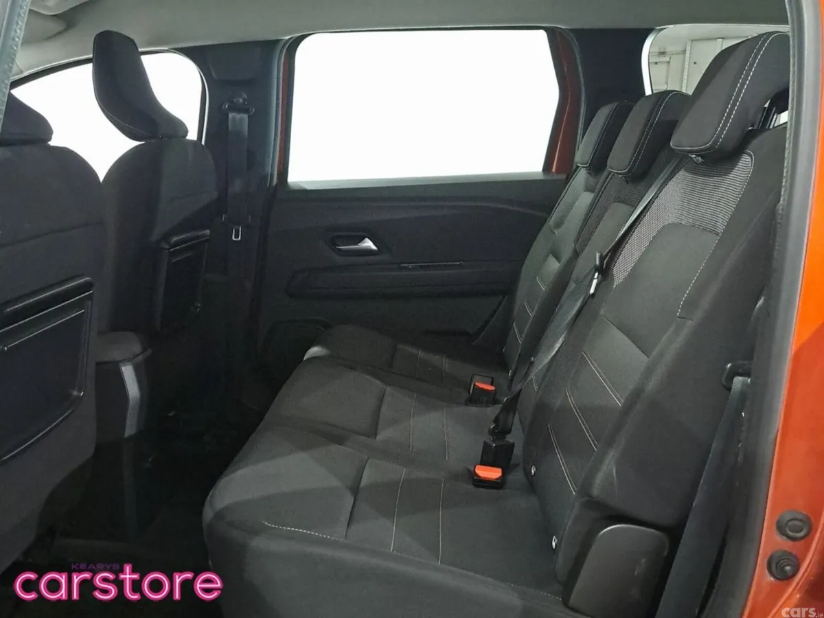 Dacia Jogger Estate, Petrol, 2023, Brown