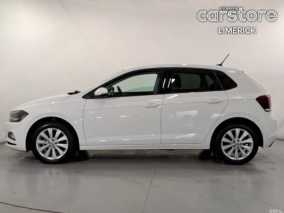 Volkswagen Polo Hatchback, Petrol, 2019, White