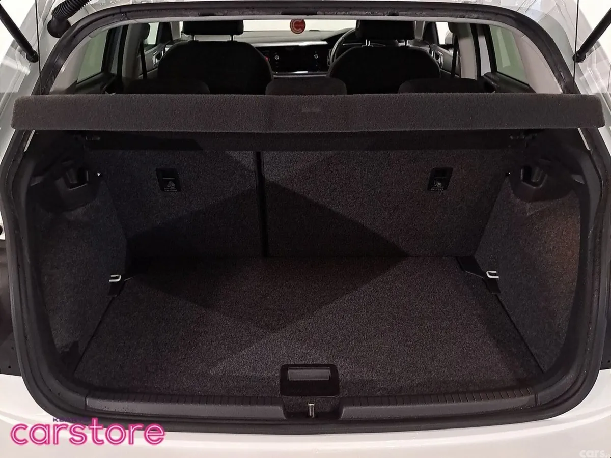 Volkswagen Polo Hatchback, Petrol, 2019, White