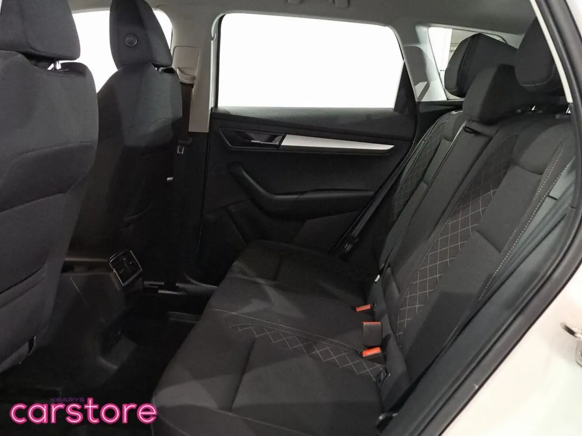 Skoda Karoq Estate, Diesel, 2021, White