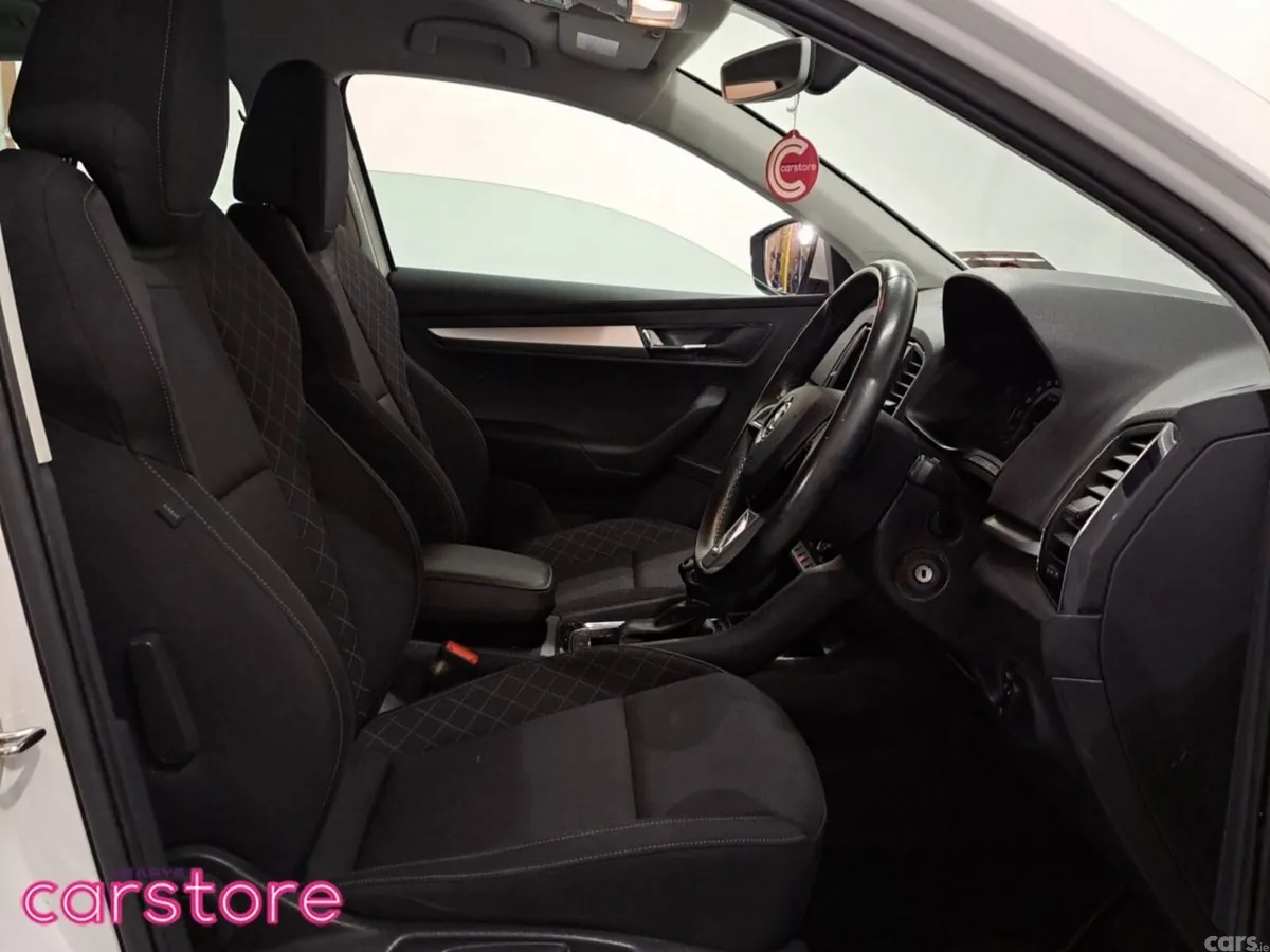 Skoda Karoq Estate, Diesel, 2021, White