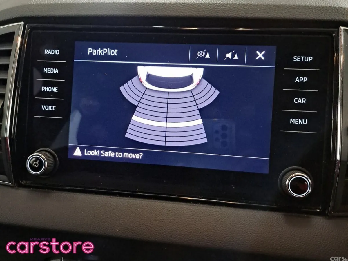 Skoda Karoq Estate, Diesel, 2021, White