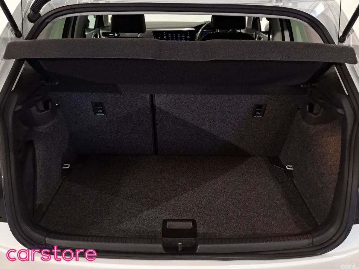 Volkswagen Polo Hatchback, Petrol, 2019, White