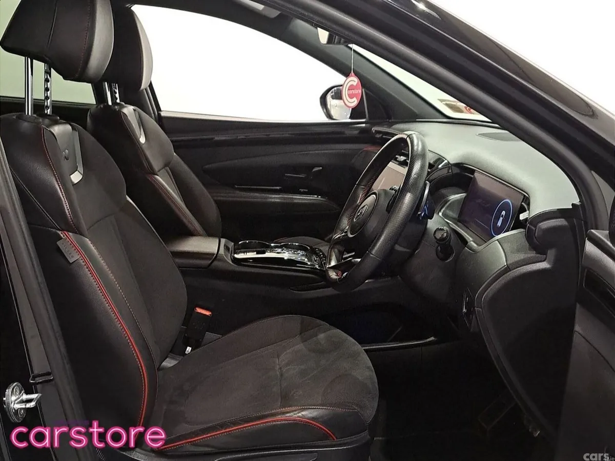Hyundai Tucson SUV, Petrol Plug-in Hybrid, 2023, Black