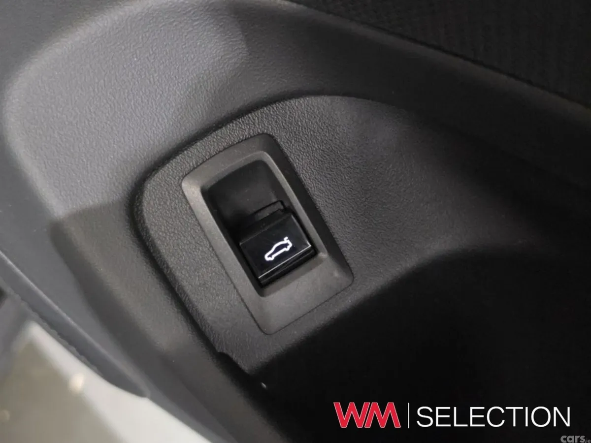 BMW i5 Saloon, Electric, 2025, White
