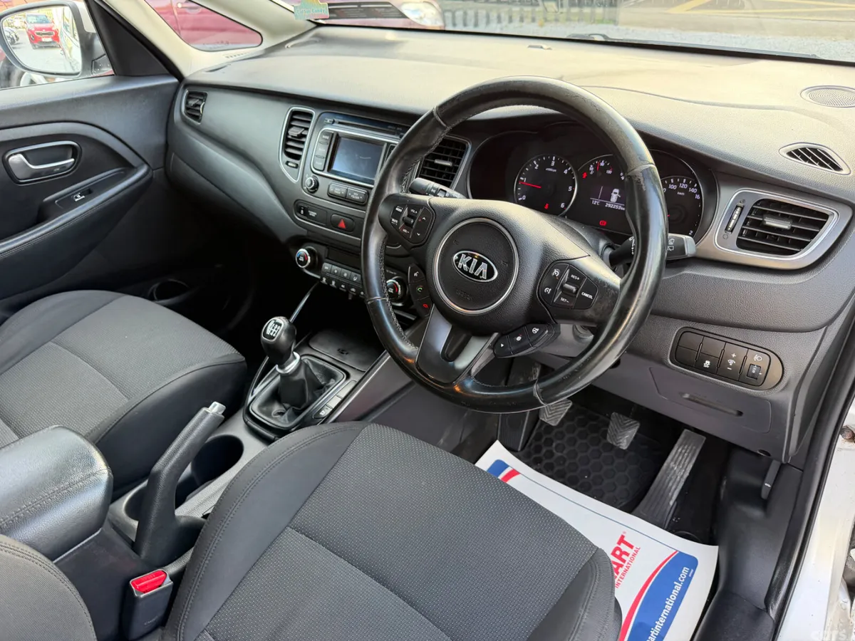 Kia Carens MPV, Diesel, 2013, Silver