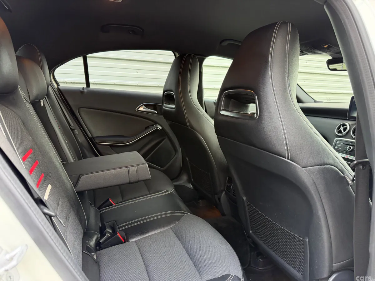 Mercedes-Benz A-Class Hatchback, Petrol, 2017, White