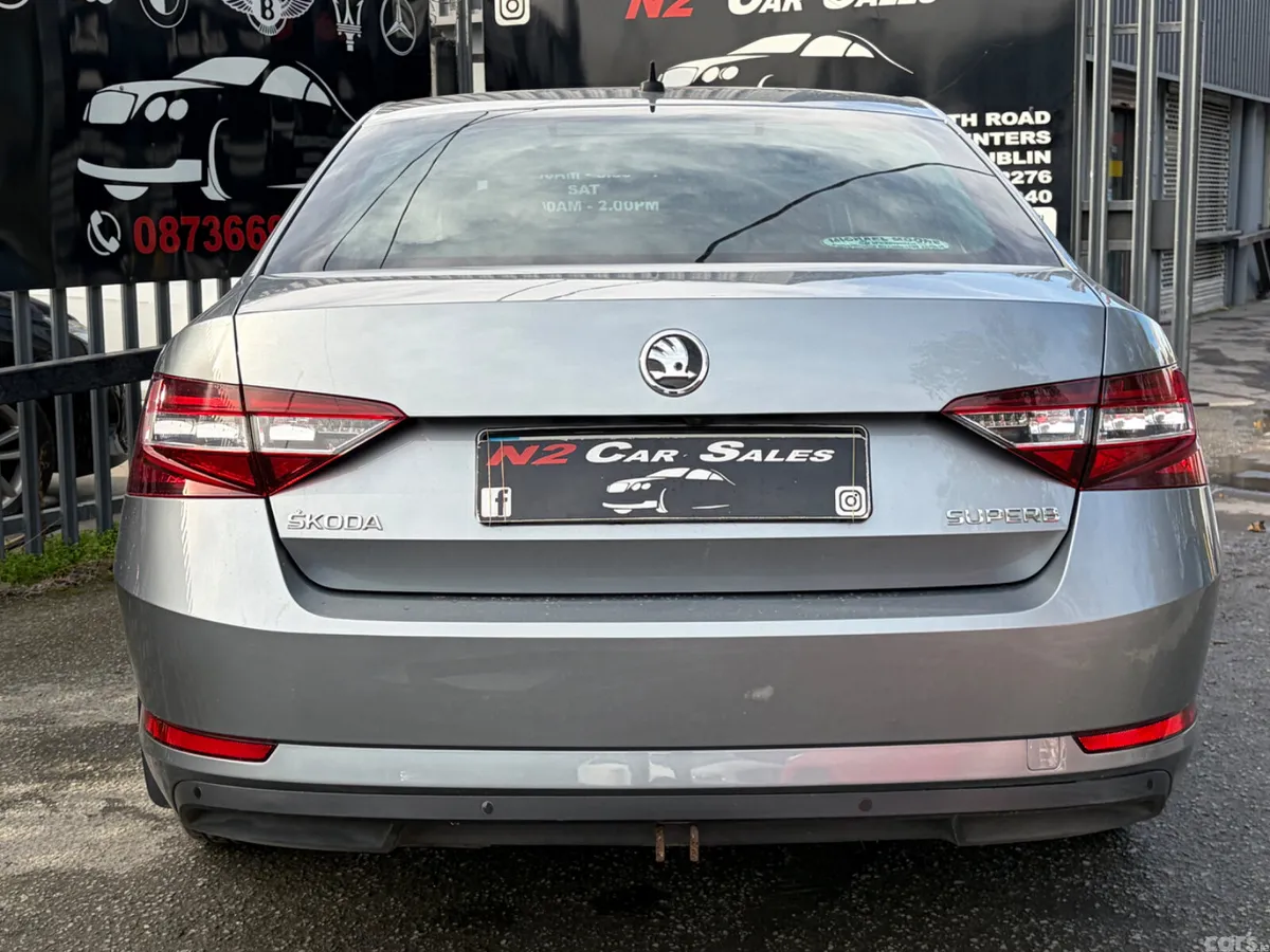 Skoda Superb Saloon, Diesel, 2017, Grey