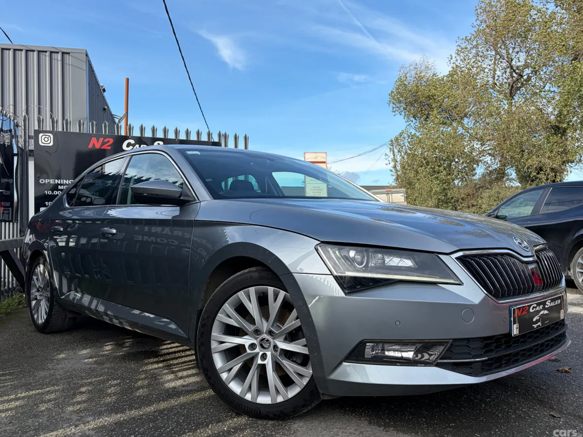 Skoda Superb Saloon, Diesel, 2017, Grey