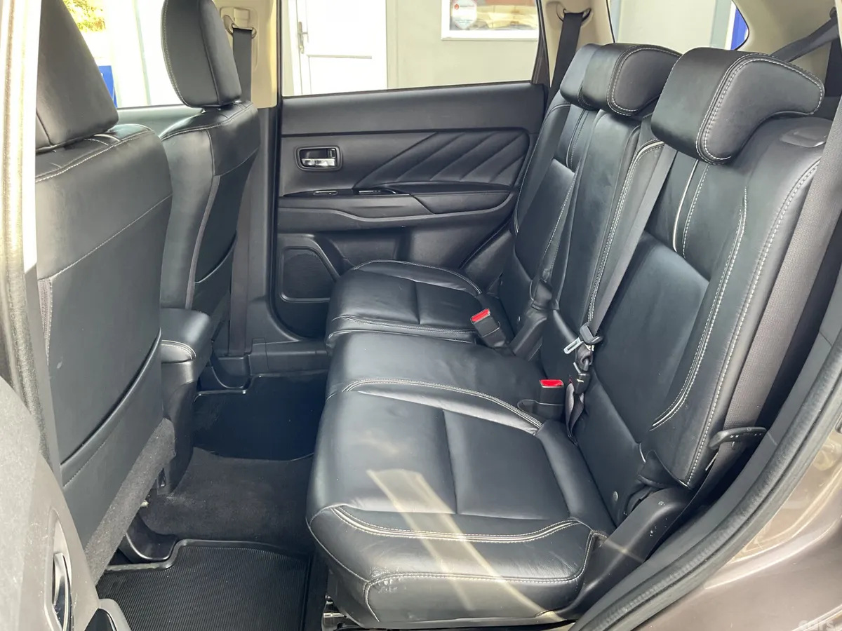 Mitsubishi Outlander SUV, Diesel, 2018, Brown