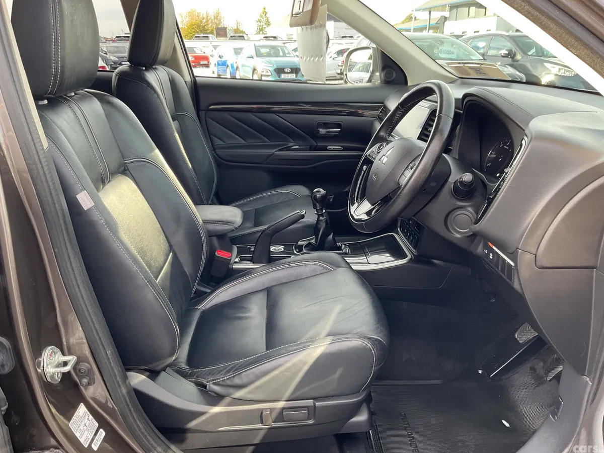 Mitsubishi Outlander SUV, Diesel, 2018, Brown