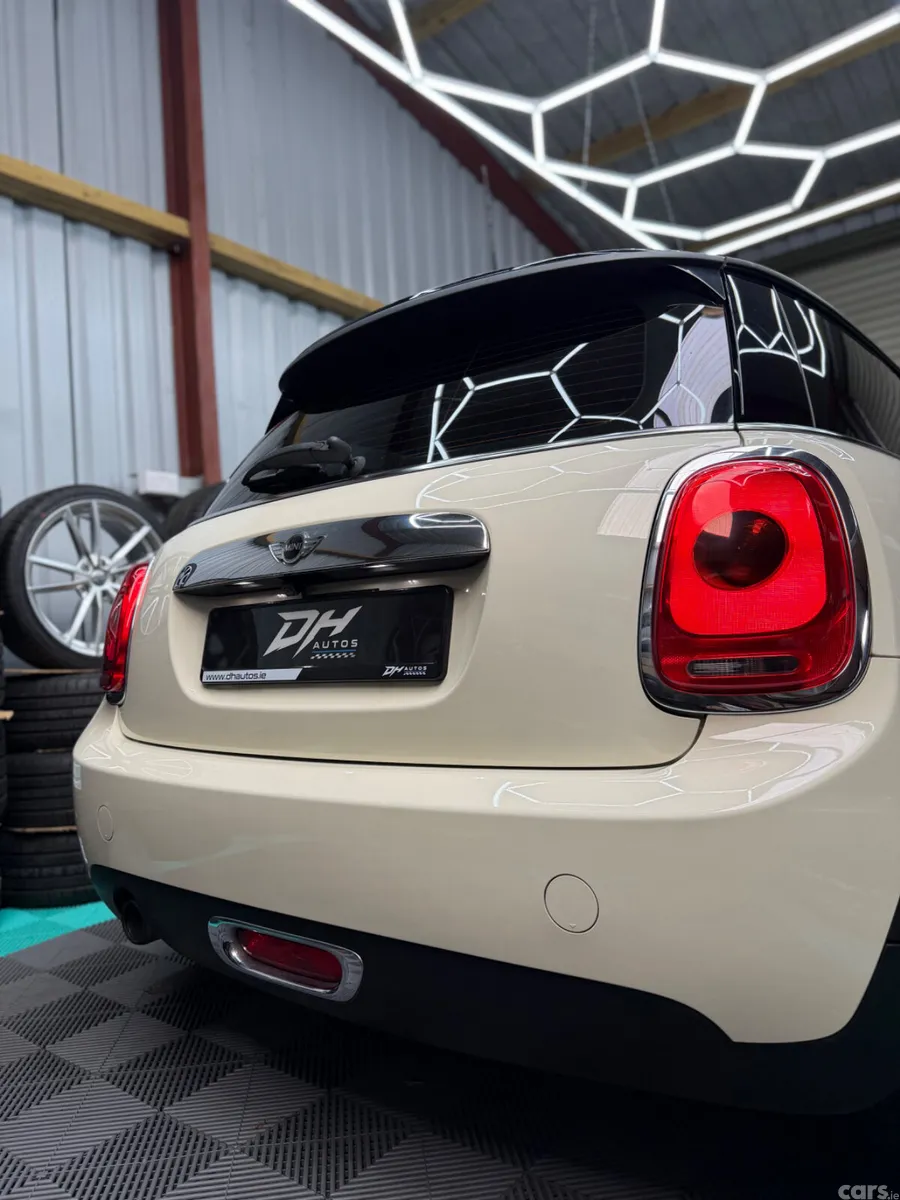 Mini Cooper Hatchback, Petrol, 2017, Beige