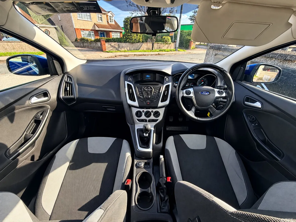 Ford Focus Hatchback, Diesel, 2014, Blue