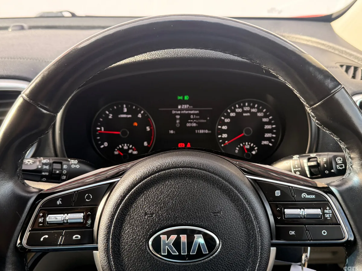 Kia Sportage SUV, Diesel, 2020, Red