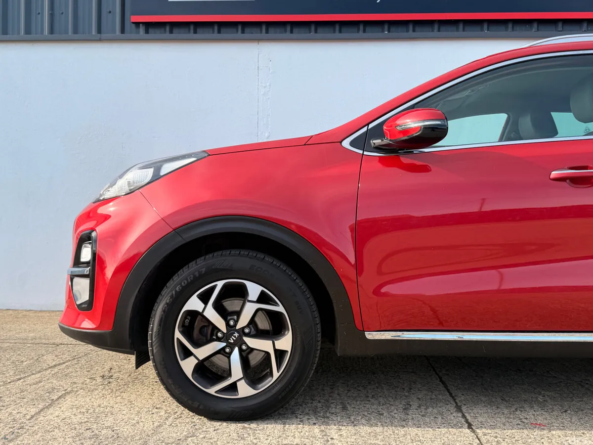 Kia Sportage SUV, Diesel, 2020, Red