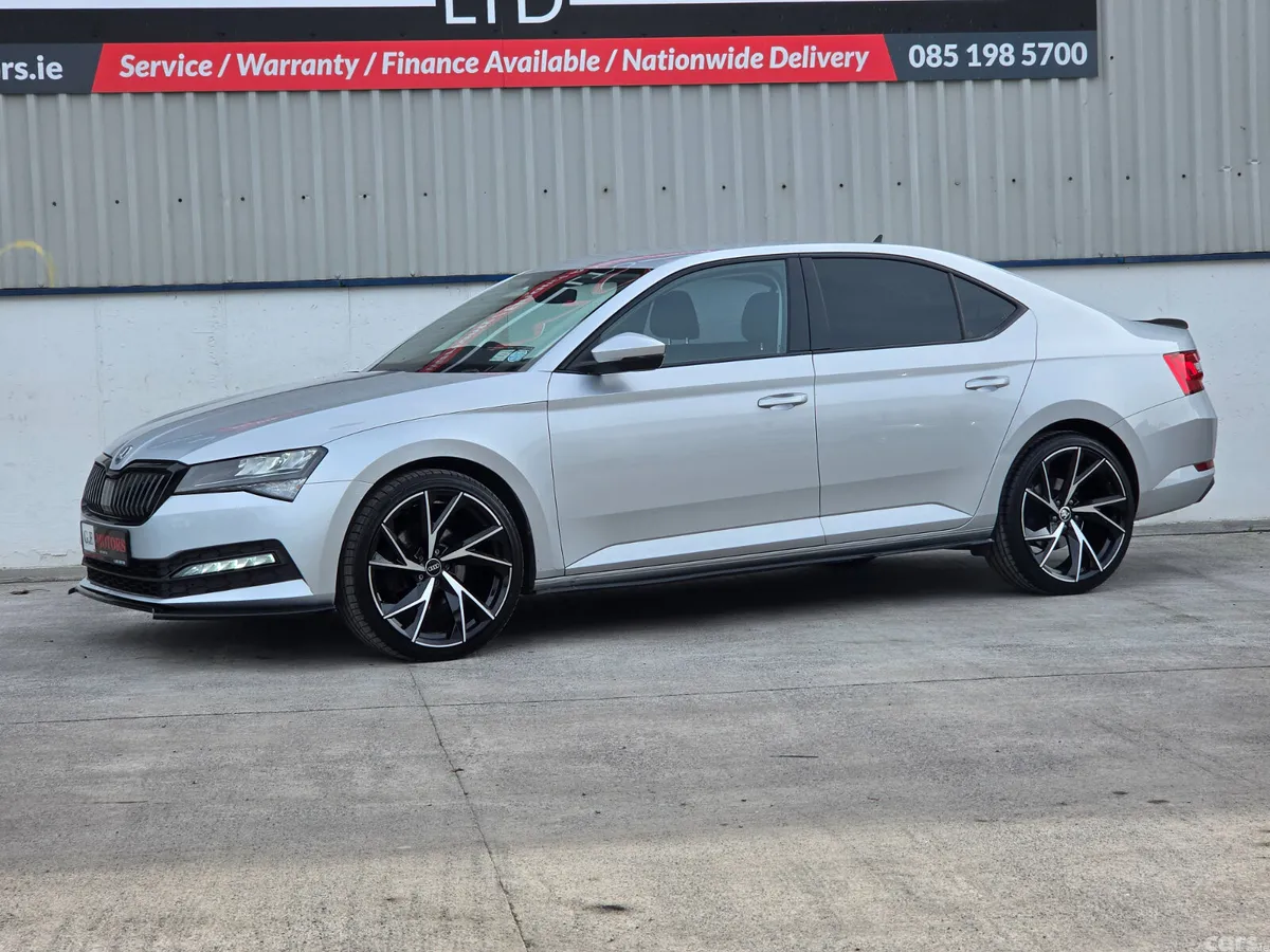 Skoda Superb Saloon, Diesel, 2022, Grey