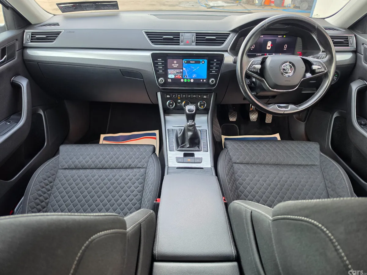 Skoda Superb Saloon, Diesel, 2022, Grey