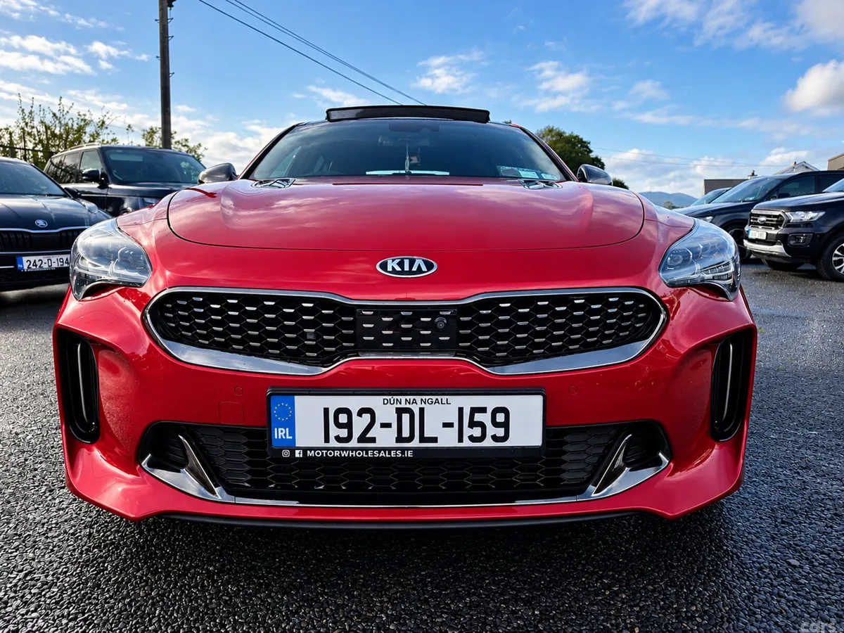 Kia Stinger Hatchback, Diesel, 2019, Red