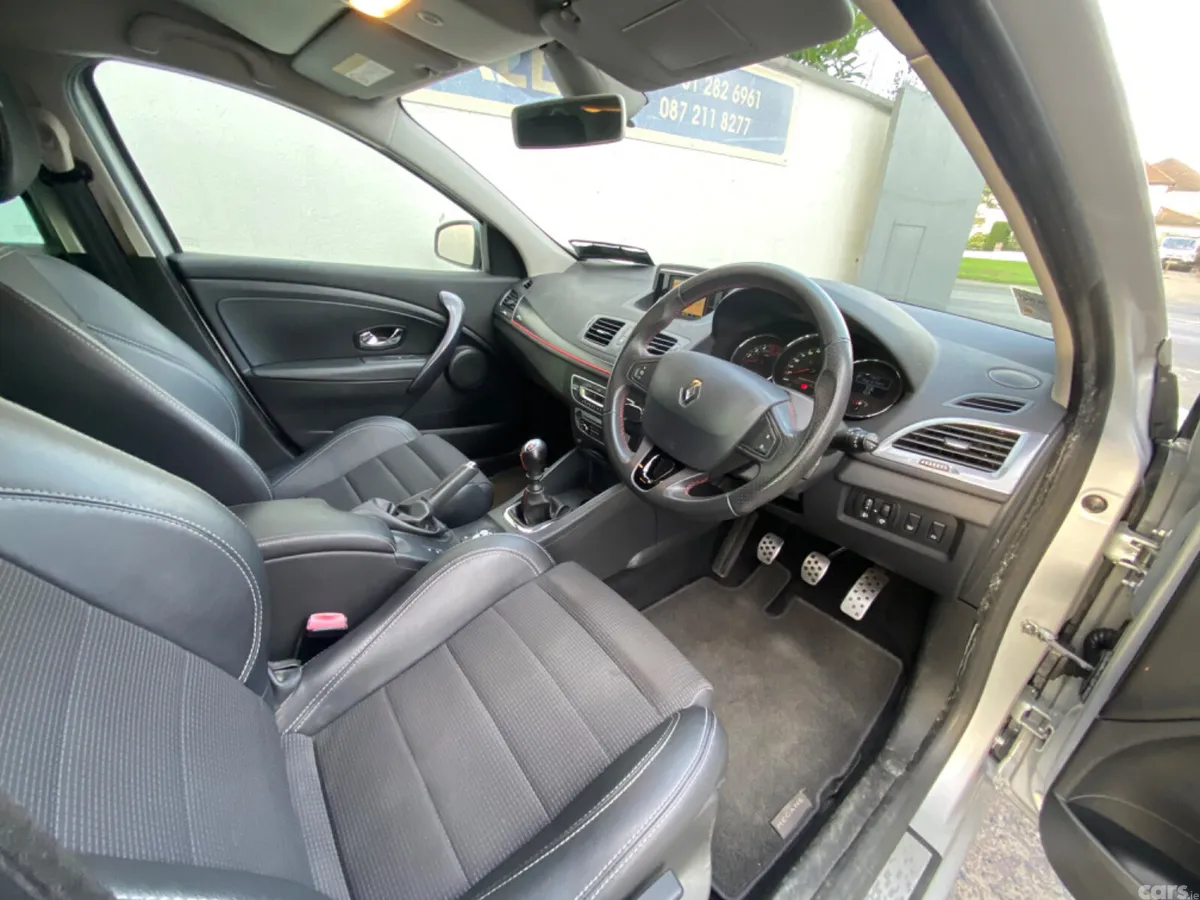 Renault Megane Hatchback, Diesel, 2015, Silver