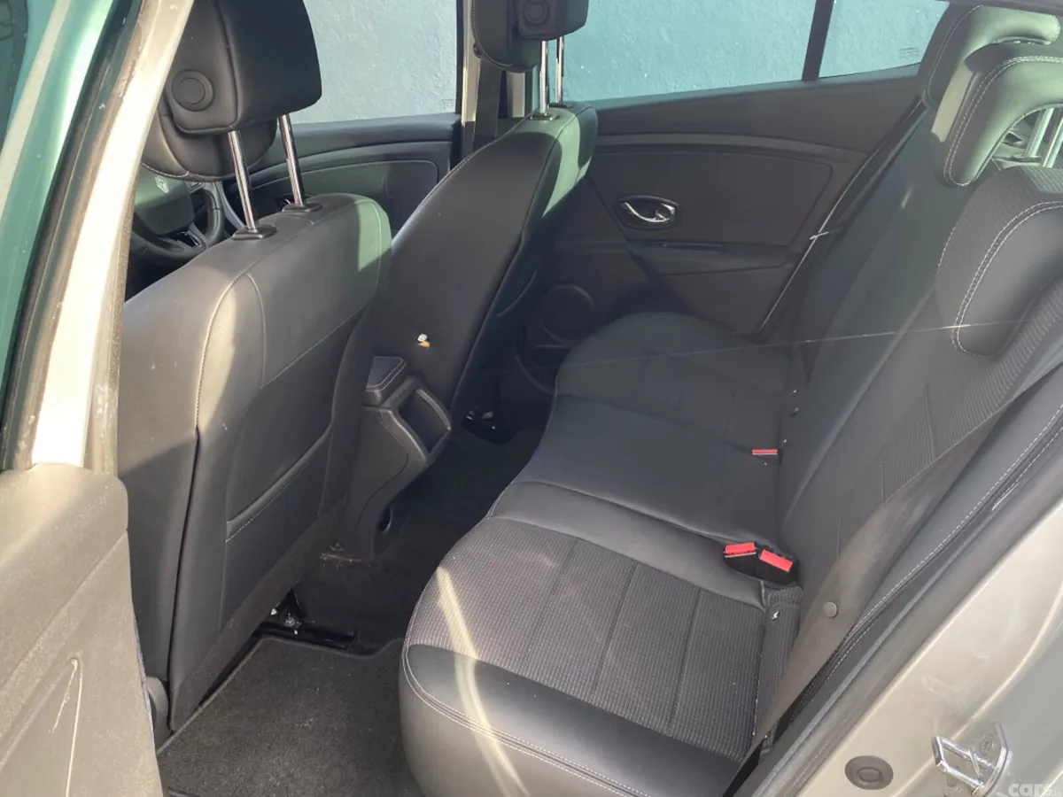 Renault Megane Hatchback, Diesel, 2015, Silver
