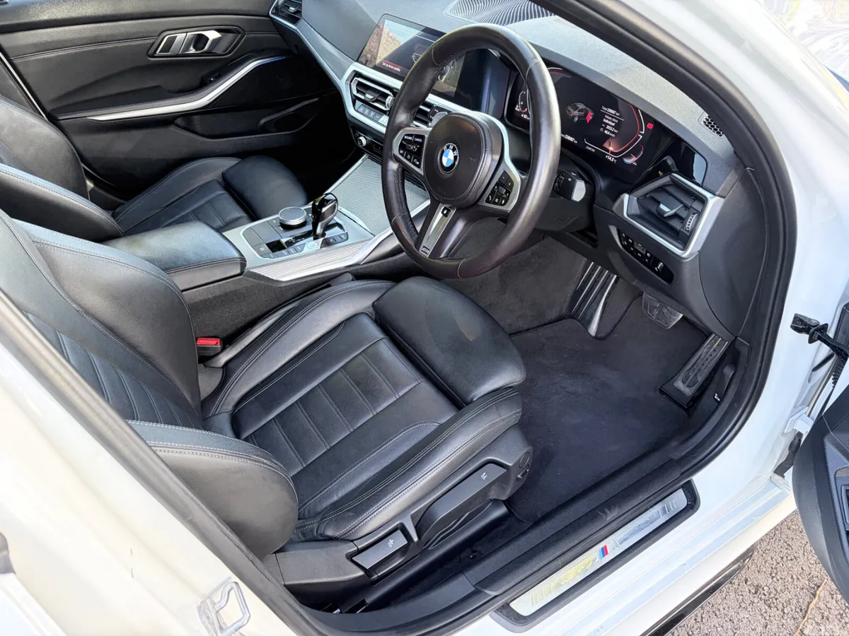 BMW 3-Series Saloon, Diesel, 2021, White