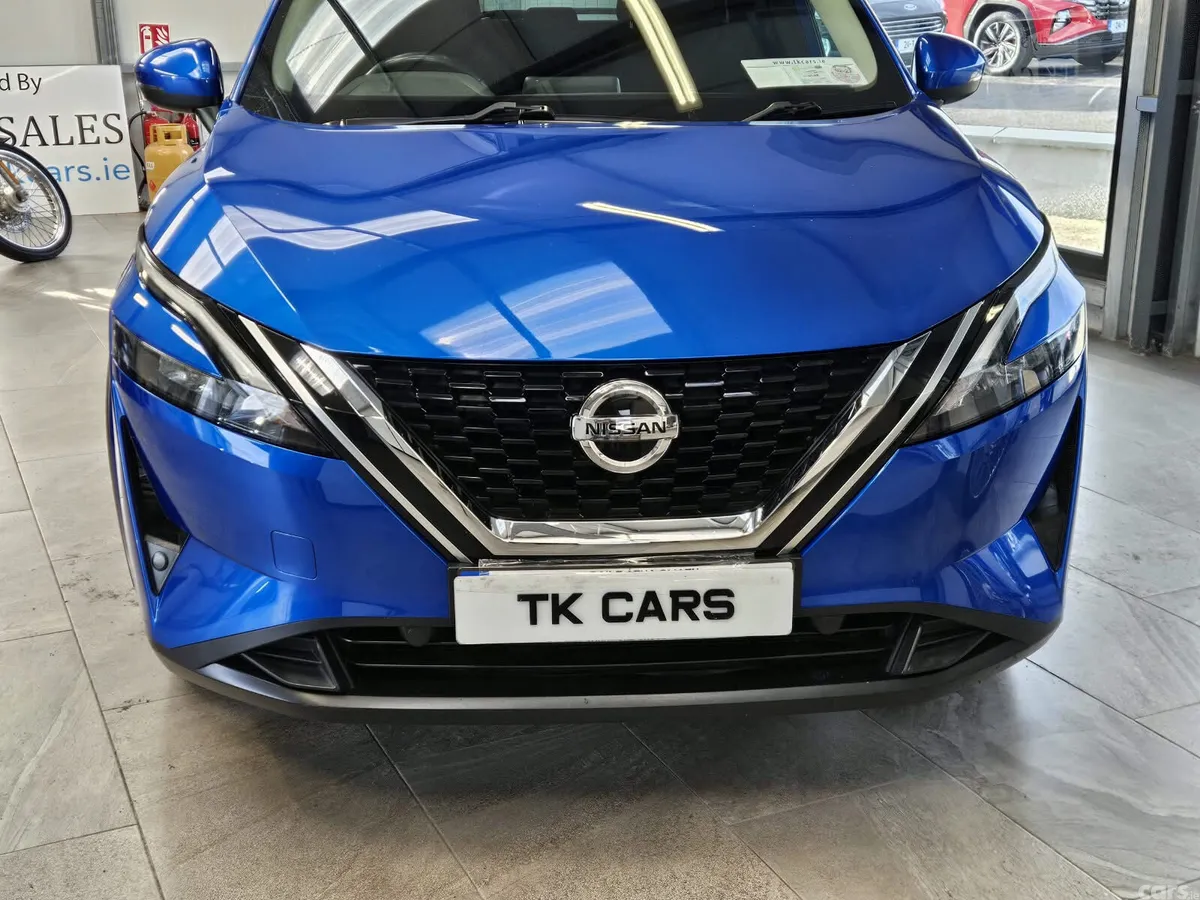 Nissan Qashqai MPV, Petrol, 2022, Blue
