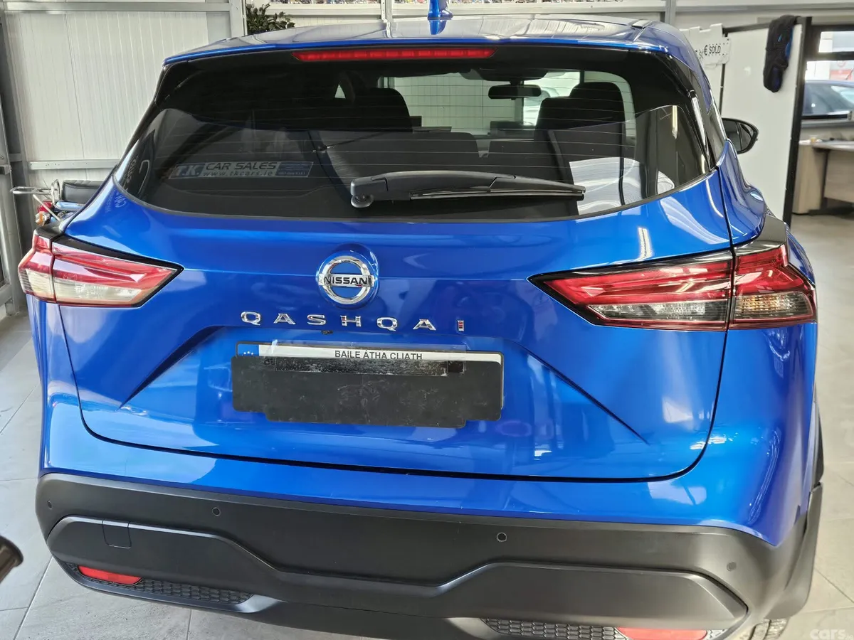 Nissan Qashqai MPV, Petrol, 2022, Blue