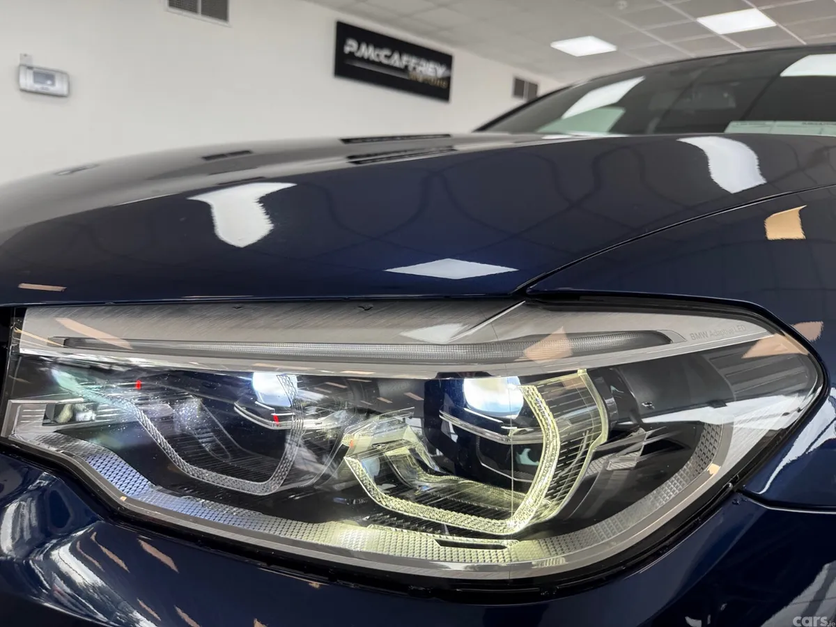 BMW 5-Series Estate, Diesel, 2018, Blue