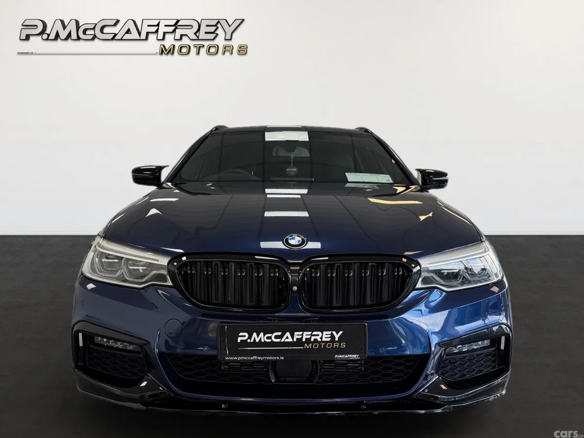 BMW 5-Series Estate, Diesel, 2018, Blue