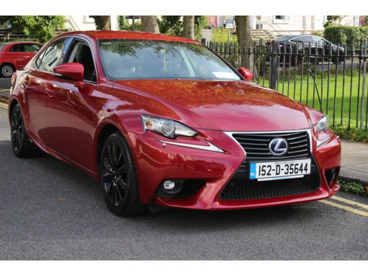 Lexus IS Saloon, Petrol Hybrid, 2015, Red