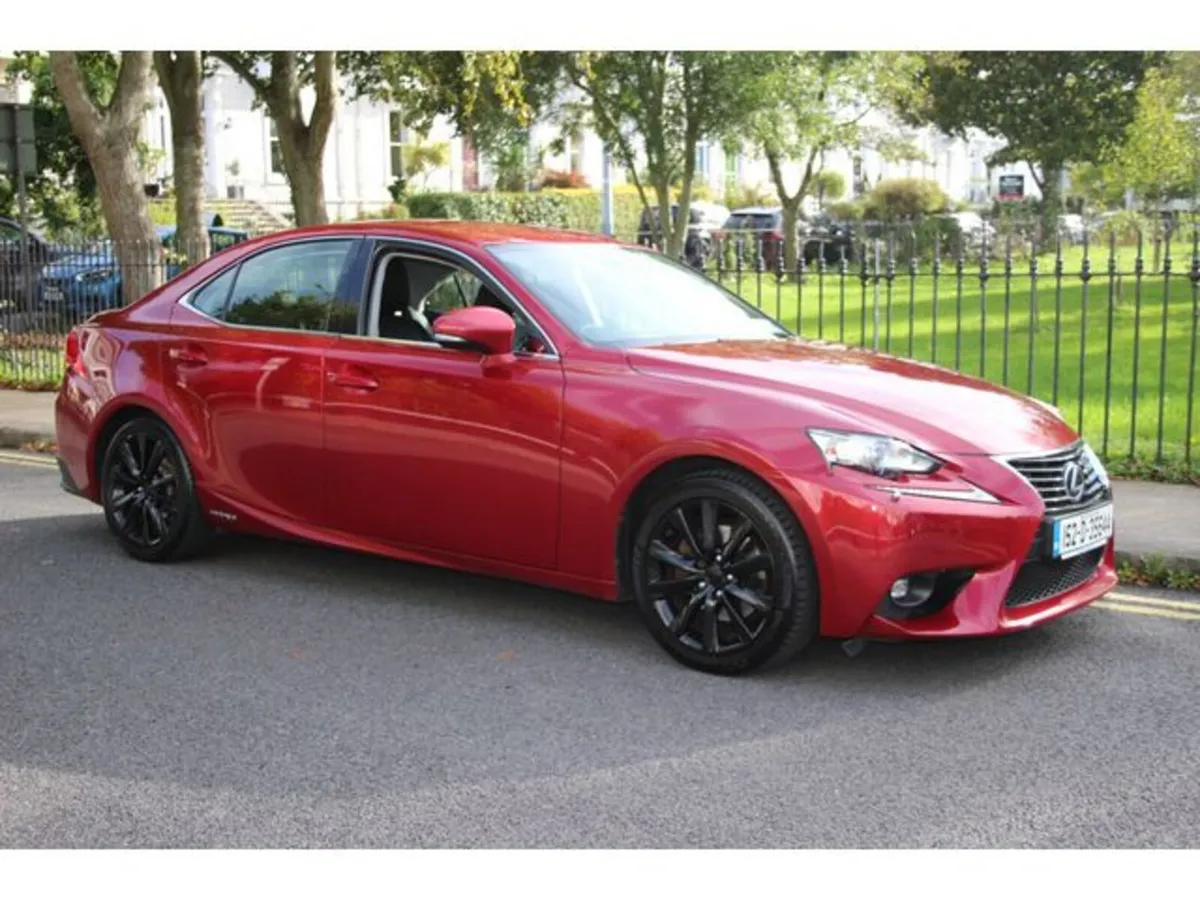 Lexus IS Saloon, Petrol Hybrid, 2015, Red