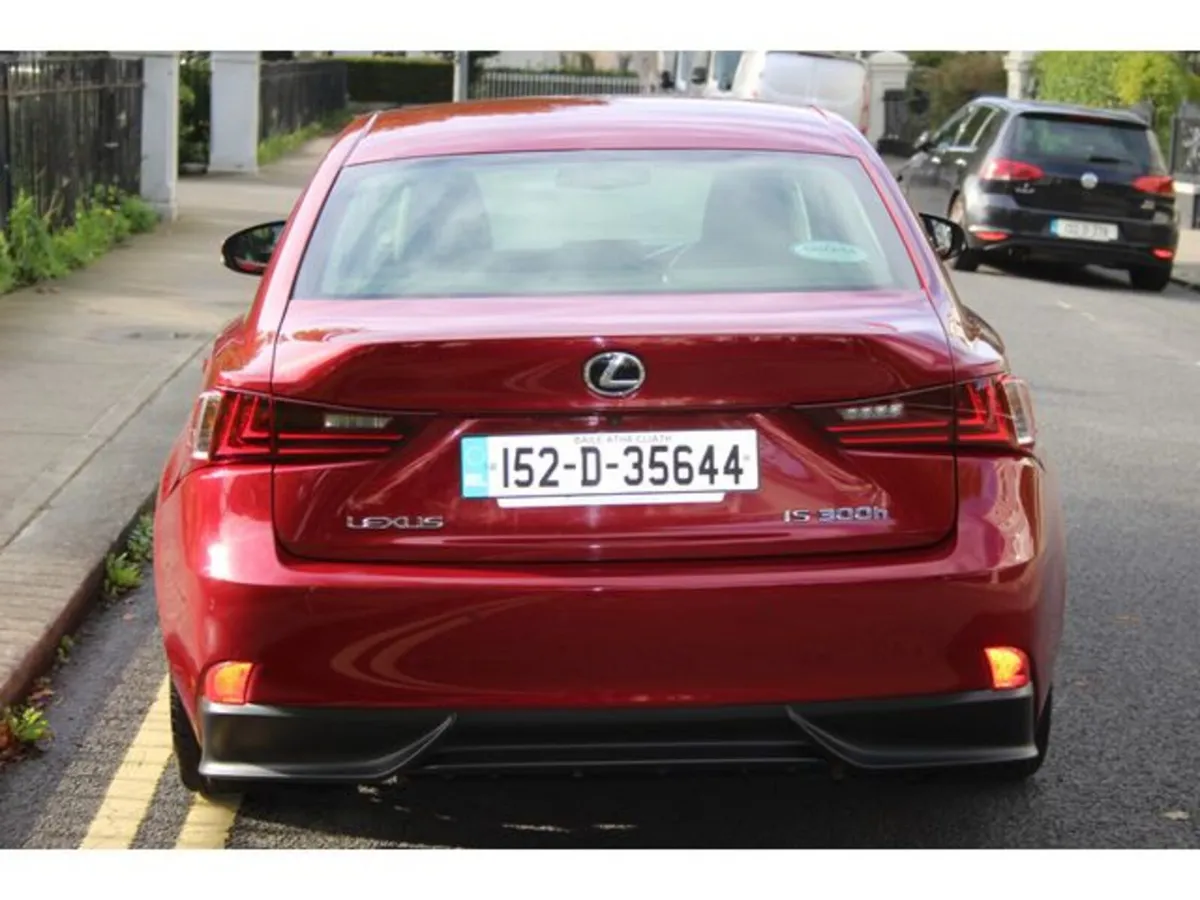 Lexus IS Saloon, Petrol Hybrid, 2015, Red