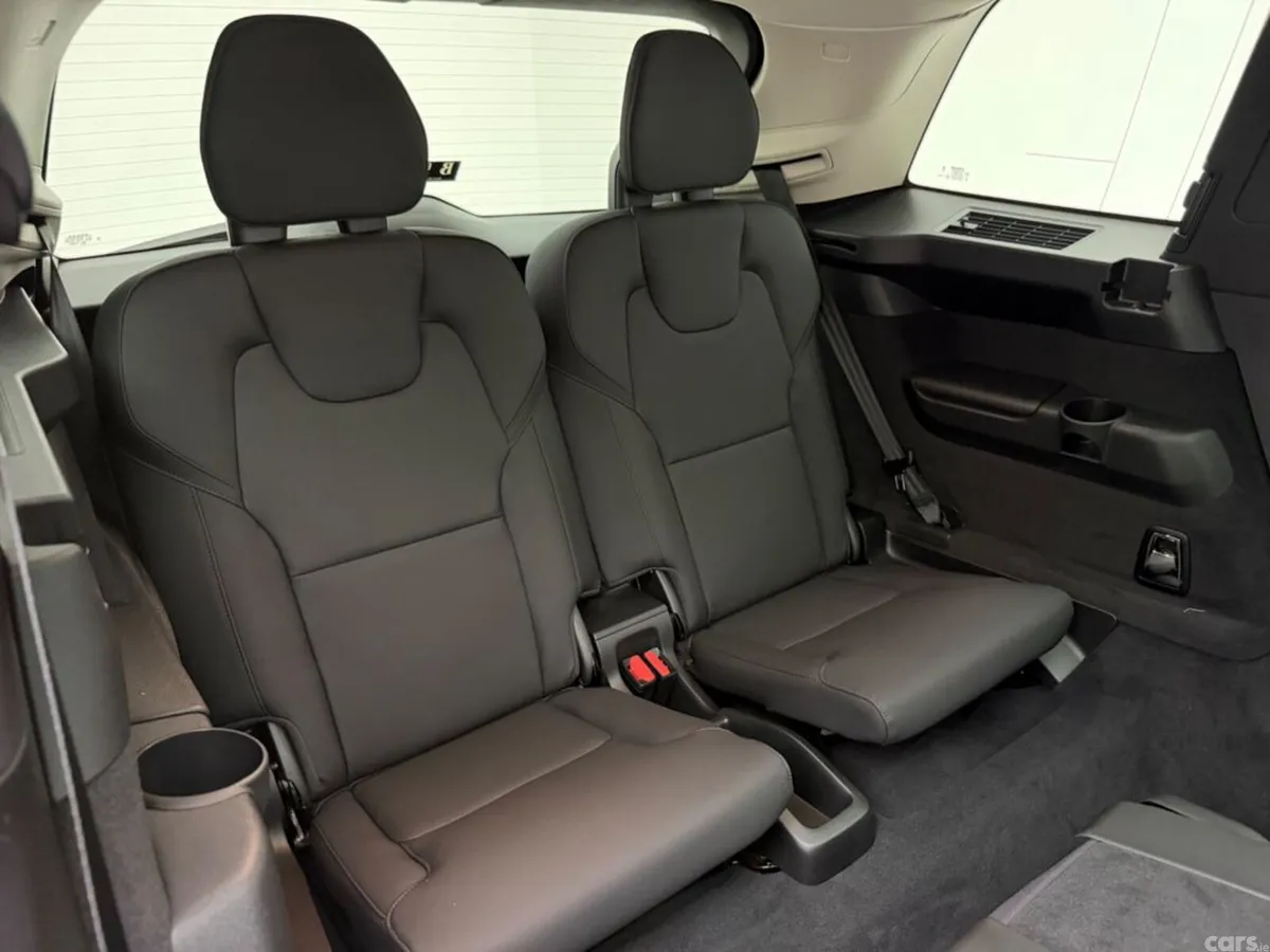 Volvo XC90 SUV, Petrol Plug-in Hybrid, 2026, Black