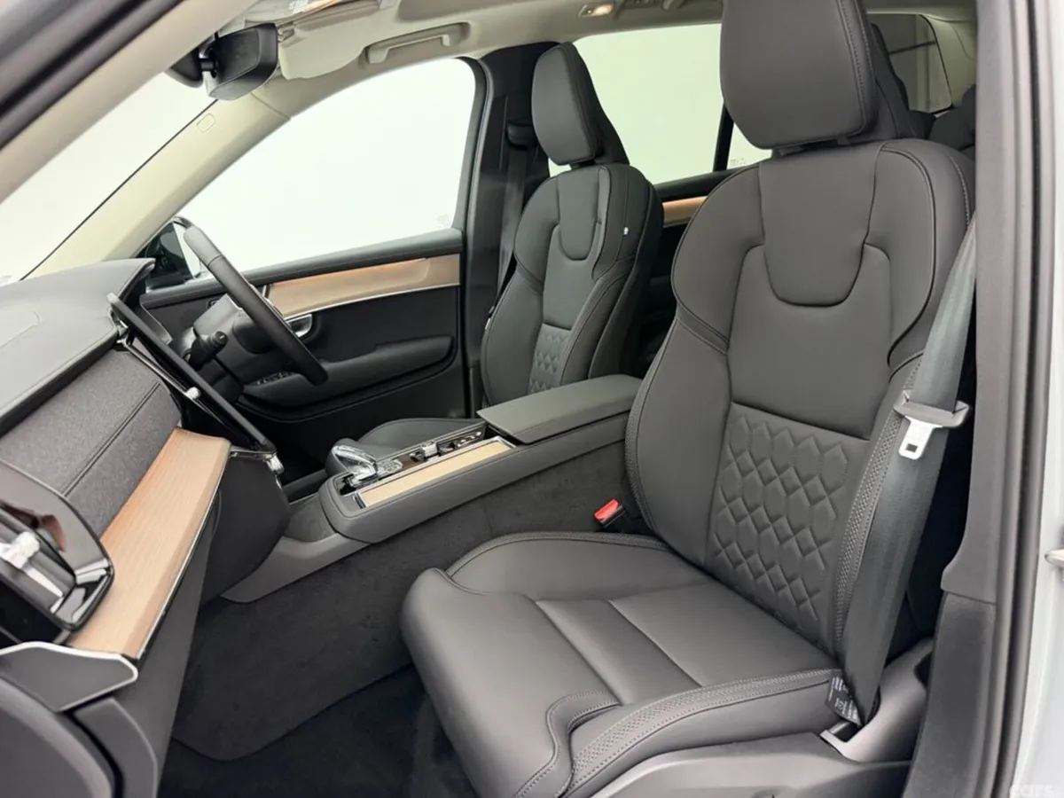 Volvo XC90 SUV, Petrol Plug-in Hybrid, 2026, Grey