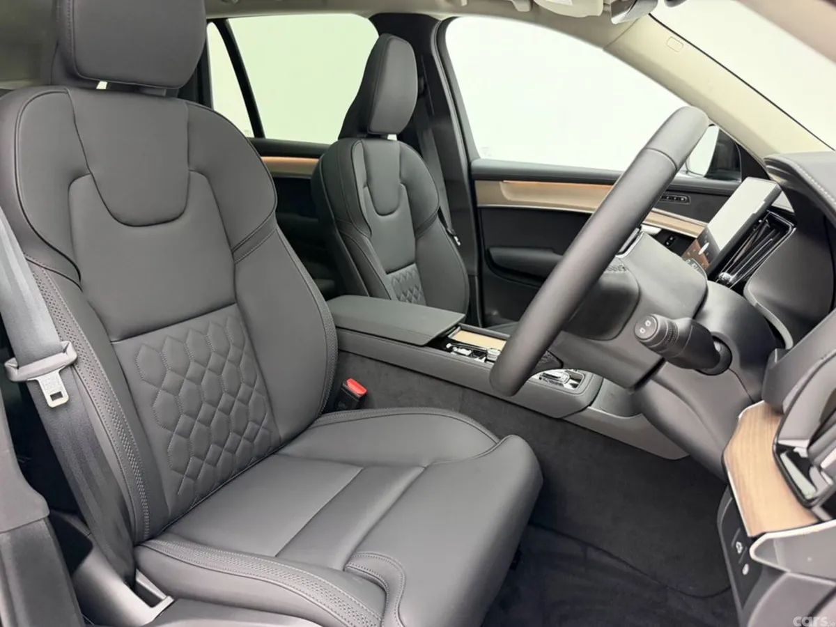 Volvo XC90 SUV, Petrol Plug-in Hybrid, 2026, Grey