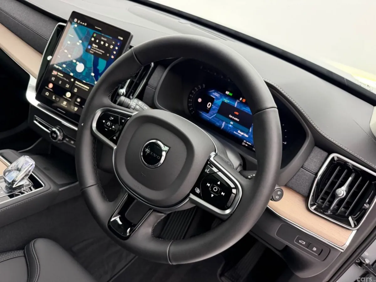 Volvo XC90 SUV, Petrol Plug-in Hybrid, 2026, Grey