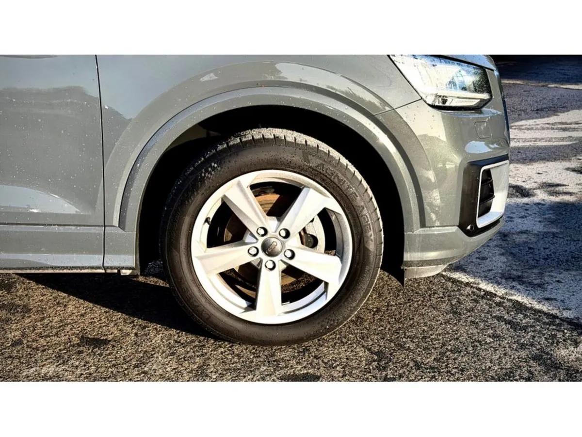 Audi Q2 Estate, Petrol, 2020, Grey