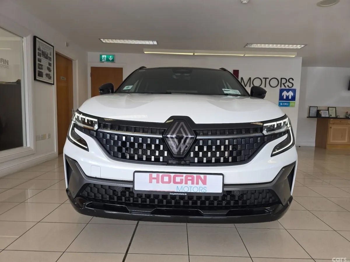Renault Austral SUV, Petrol, 2024, White