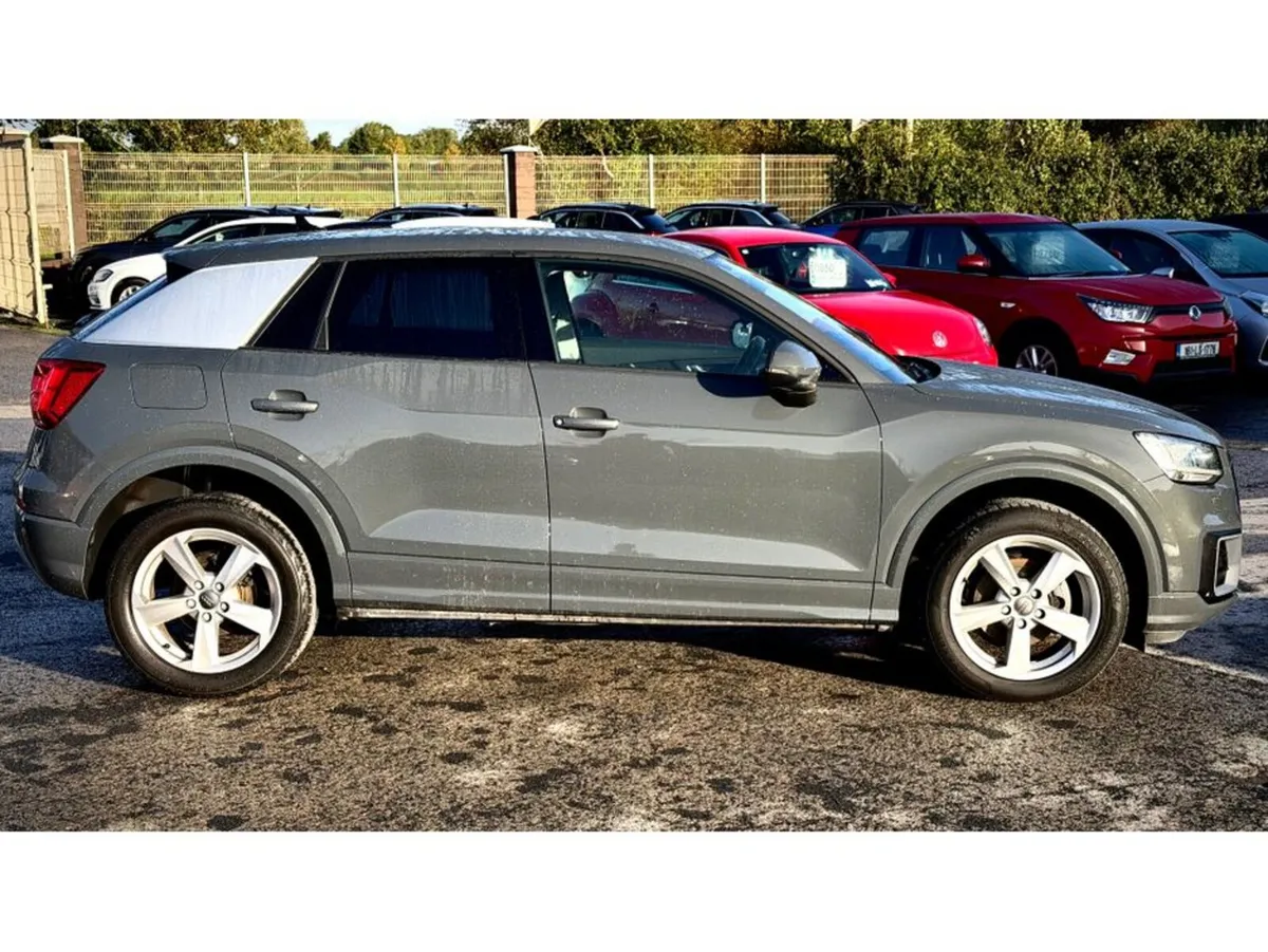 Audi Q2 Estate, Petrol, 2020, Grey