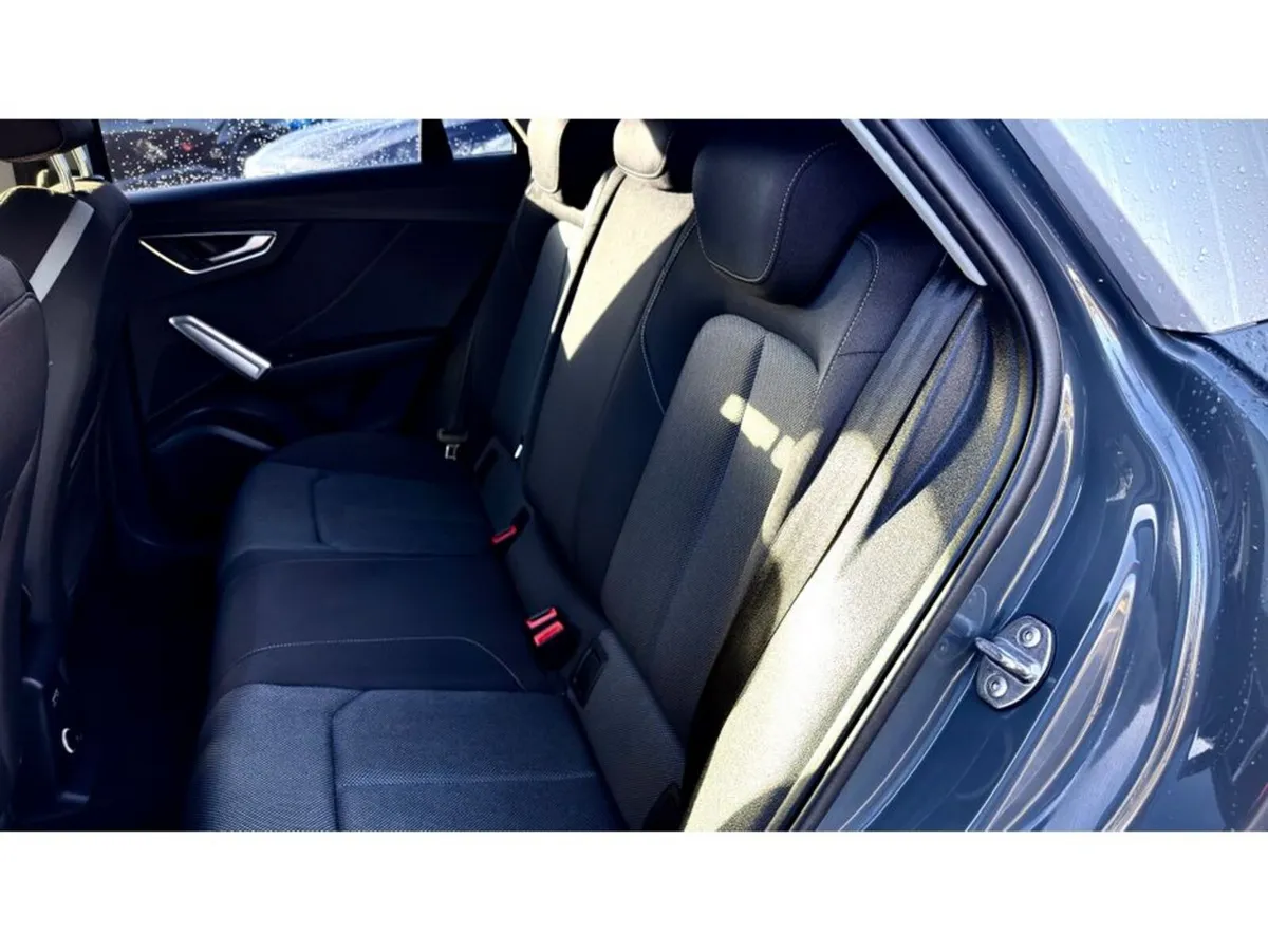 Audi Q2 Estate, Petrol, 2020, Grey