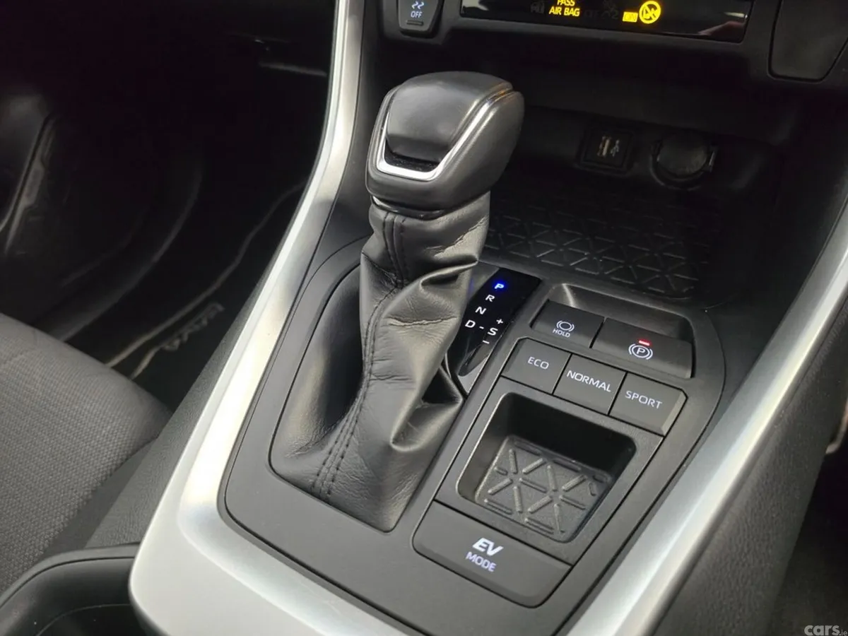 Toyota RAV4 SUV, Petrol Hybrid, 2025, Blue
